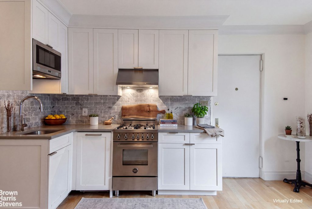 204 West 10th Street, Unit 10 photo 7
