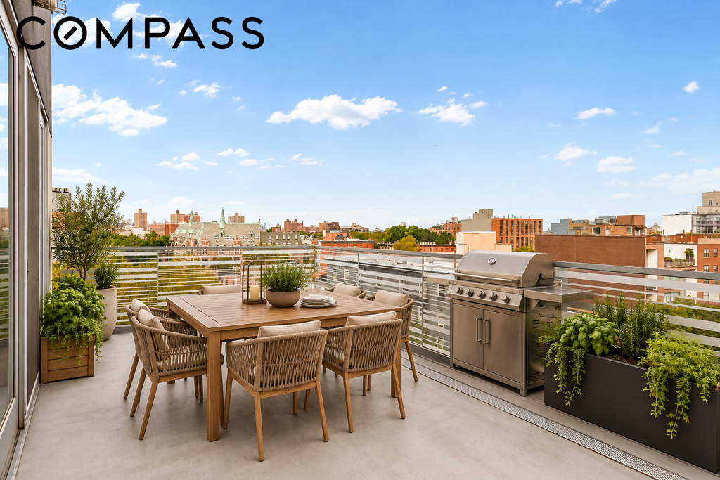618 Washington Avenue, Unit PH2 photo 3