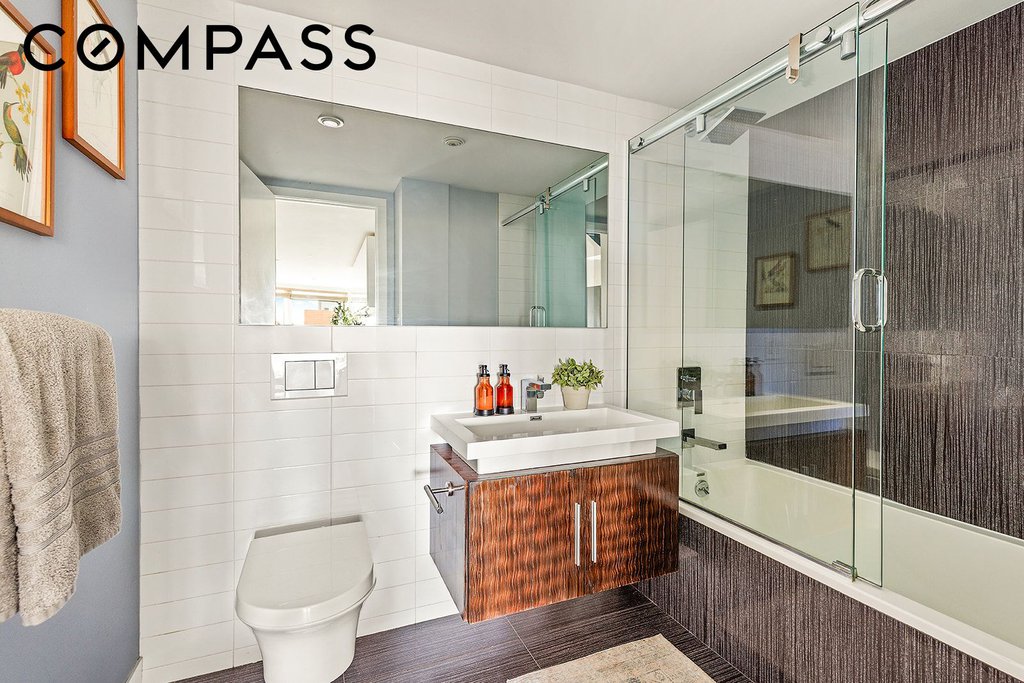 618 Washington Avenue, Unit PH2 photo 8