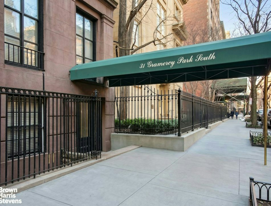 31 Gramercy Park South, Unit 4B photo 12
