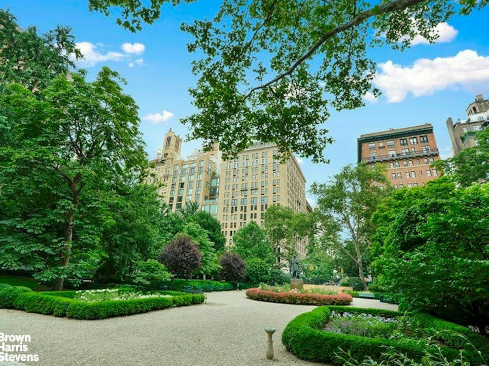 31 Gramercy Park South, Unit 4B photo 13