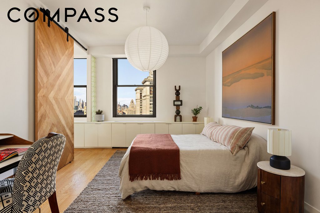 150 Nassau Street, Unit 20B photo 9