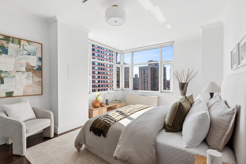 404 East 76th Street, Unit 25C photo 4