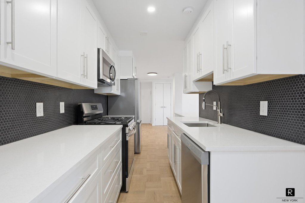 477 FDR Drive, Unit M1602 photo 7