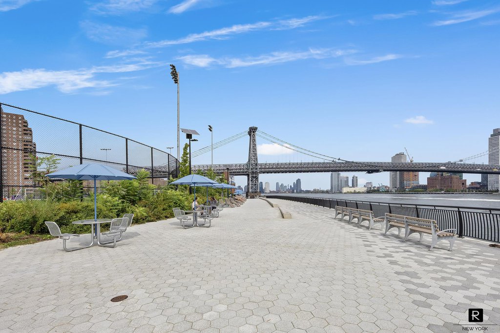 477 FDR Drive, Unit M1602 photo 17