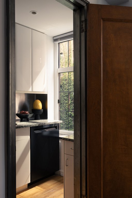 405 West 23rd Street, Unit 5I photo 5