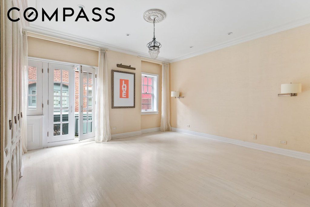 687 Greenwich Street, Unit TH6 photo 7
