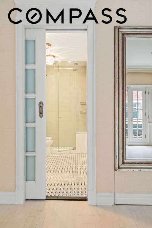 687 Greenwich Street, Unit TH6 photo 9