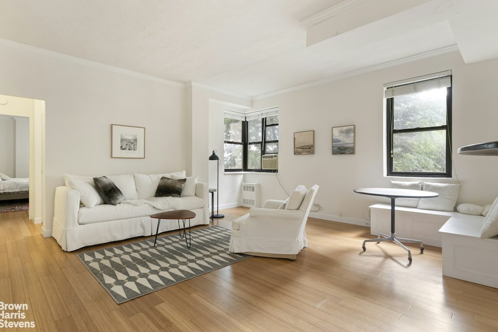 273 Bennett Avenue, Unit 2B
