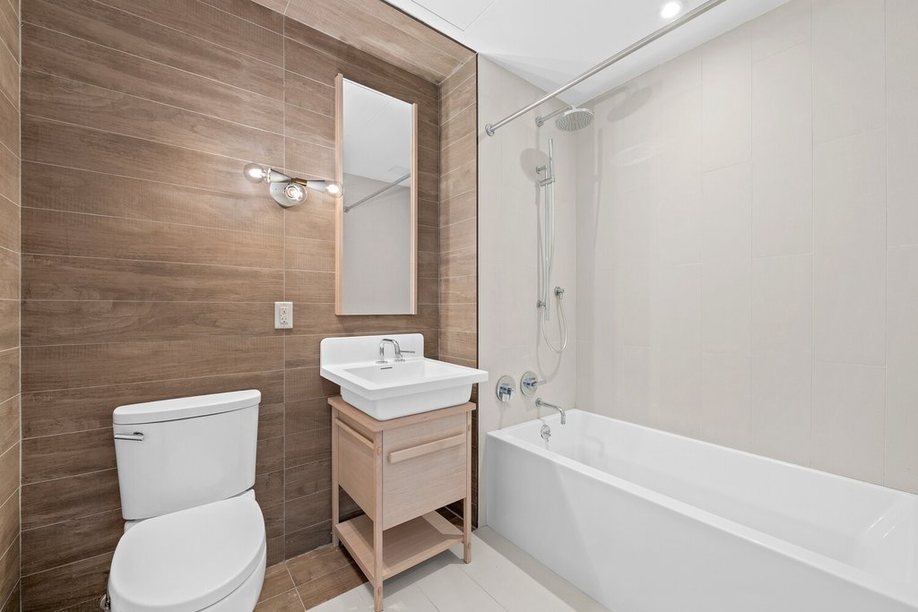 54 Noll Street, Unit 359 photo 7
