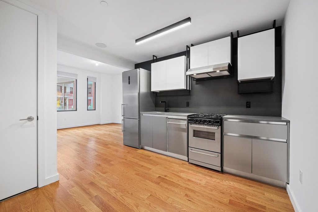 54 Noll Street, Unit 770 photo 2
