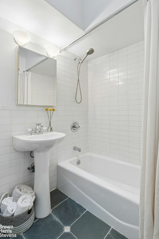 323 Prospect Avenue – For Sale photo 8