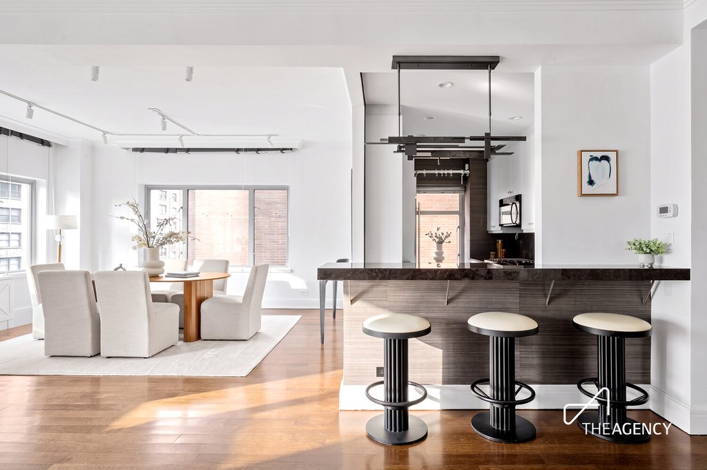 200 East 57th Street, Unit 12D photo 8
