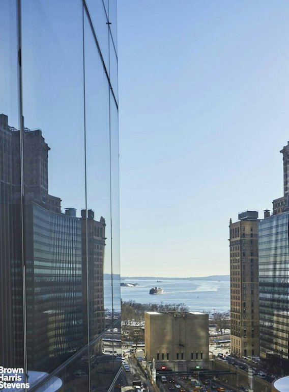 77 Greenwich Street, Unit 15B photo 3