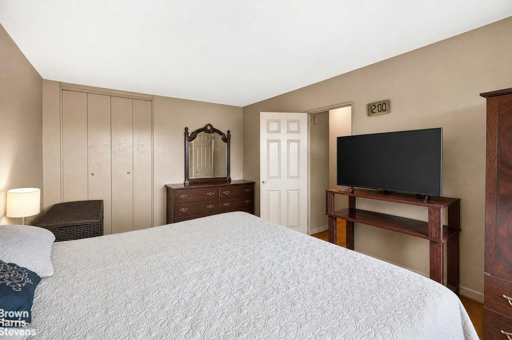 1020 Grand Concourse, Unit 10V photo 19