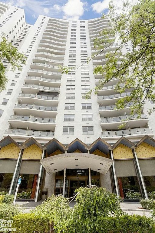 1020 Grand Concourse, Unit 10V photo 22