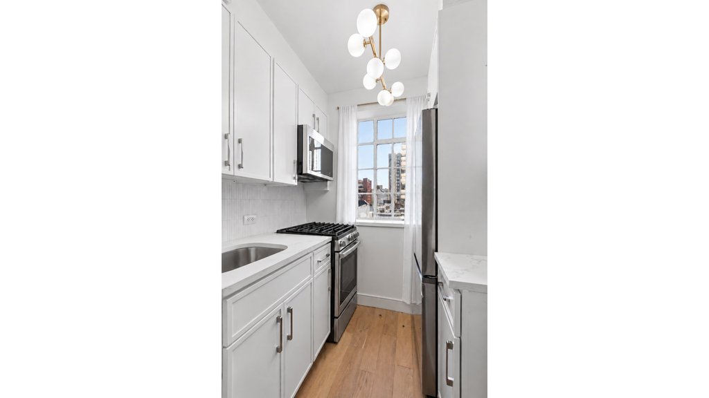 35 West 90th Street, Unit 8F photo 6