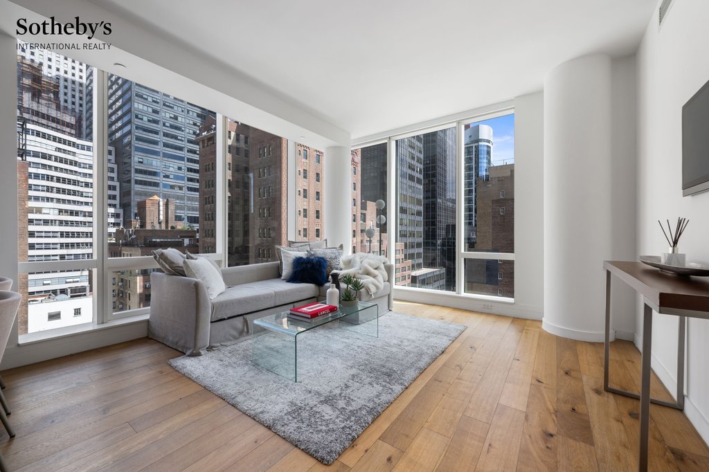 325 Lexington Avenue, Unit 11D photo 2