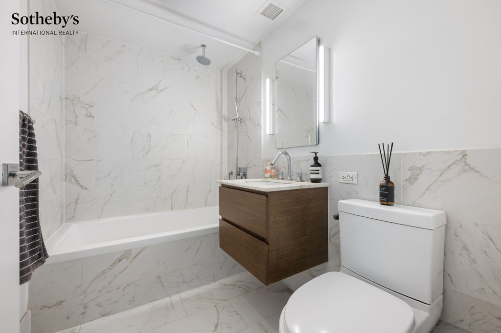 325 Lexington Avenue, Unit 11D photo 6