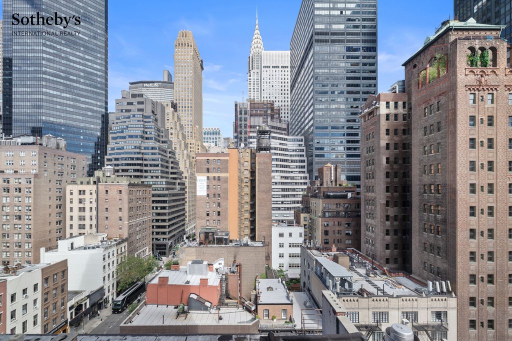 325 Lexington Avenue, Unit 11D photo 8