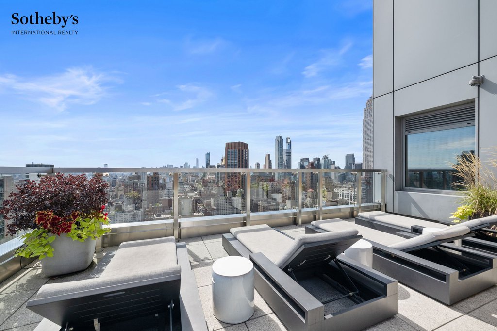 325 Lexington Avenue, Unit 11D photo 10