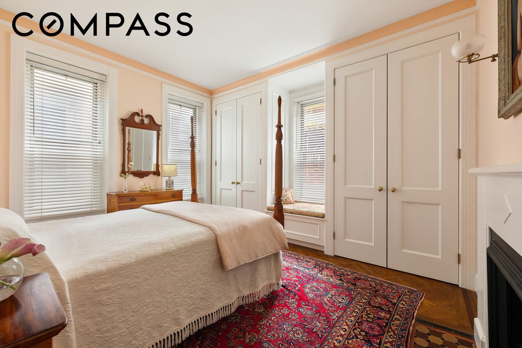 34 Gramercy Park East, Unit 8C photo 4