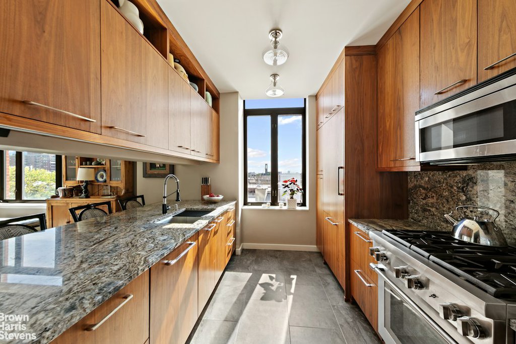 380 Lenox Avenue, Unit 8A photo 3