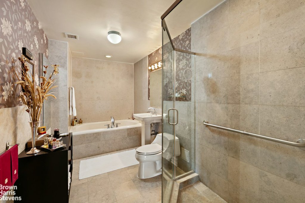 380 Lenox Avenue, Unit 8A photo 8