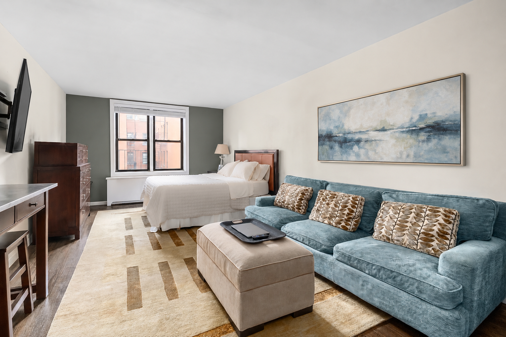 229 East 28th Street, Unit 5L
