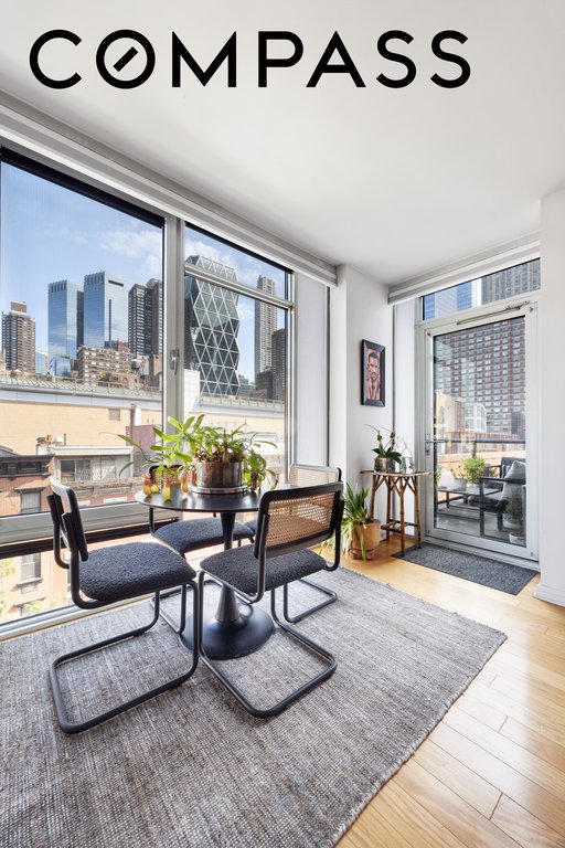 350 West 53rd Street, Unit 6D photo 2