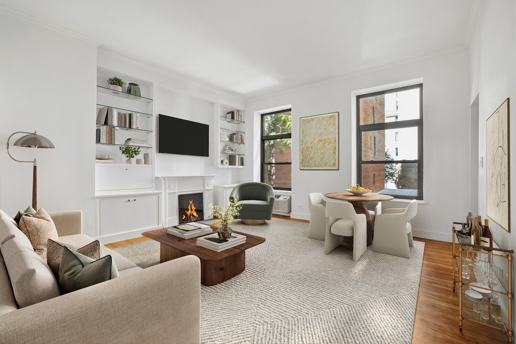 55 East 65th Street, Unit 2A