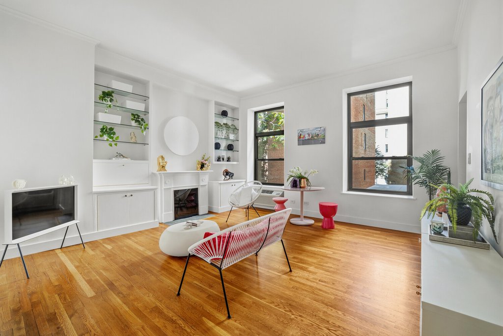 55 East 65th Street, Unit 2A photo 2