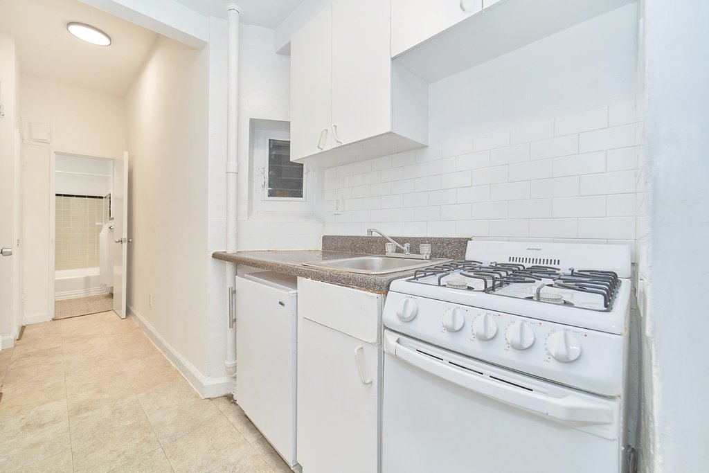 353 West 44th Street, Unit 2CC photo 6