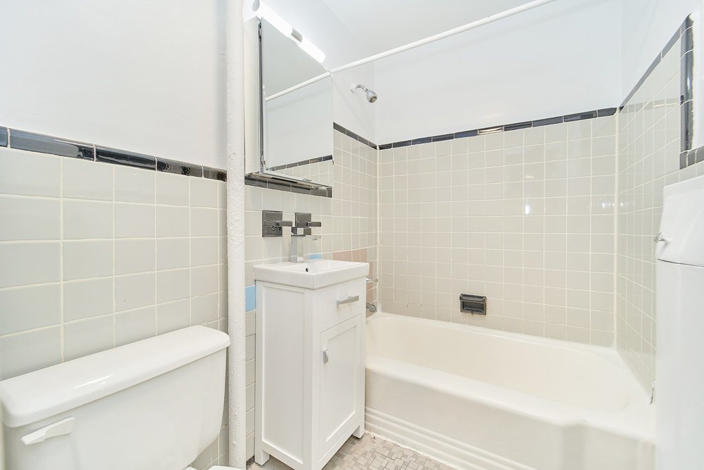 353 West 44th Street, Unit 2CC photo 7