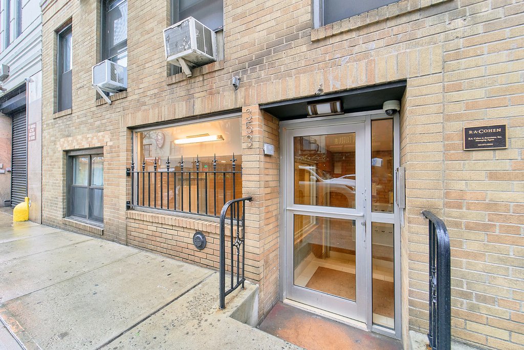353 West 44th Street, Unit 2CC photo 10