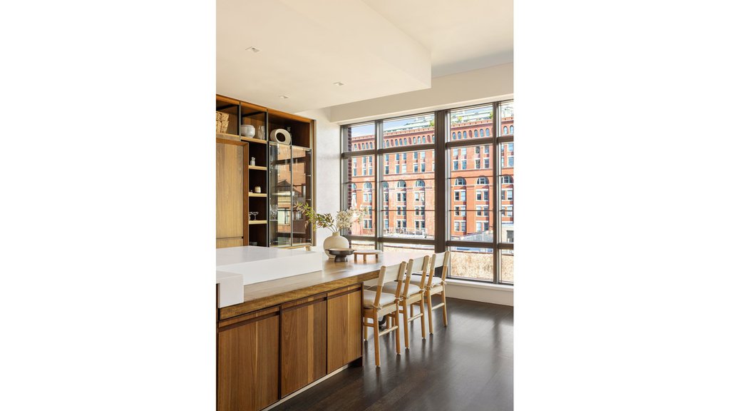 150 Charles Street, Unit 7CS photo 5