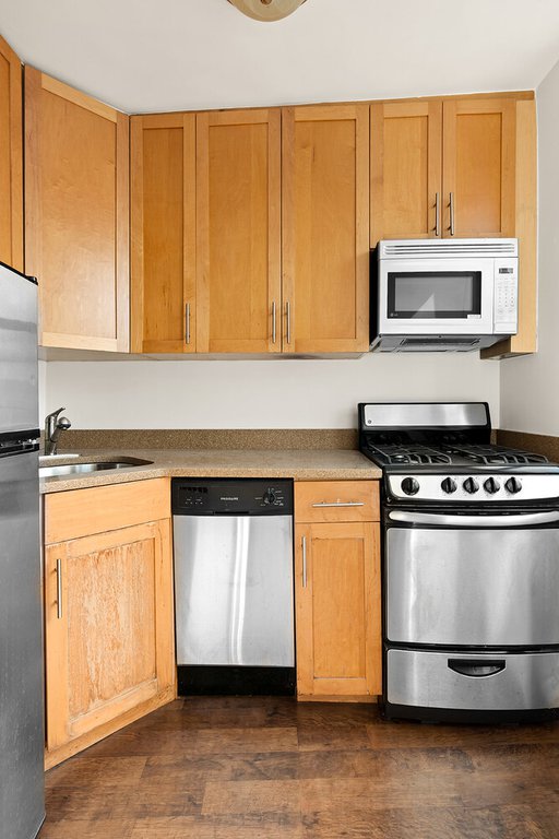 225 East 36th Street, Unit 16H photo 5