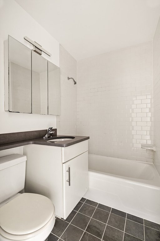 225 East 36th Street, Unit 16H photo 6