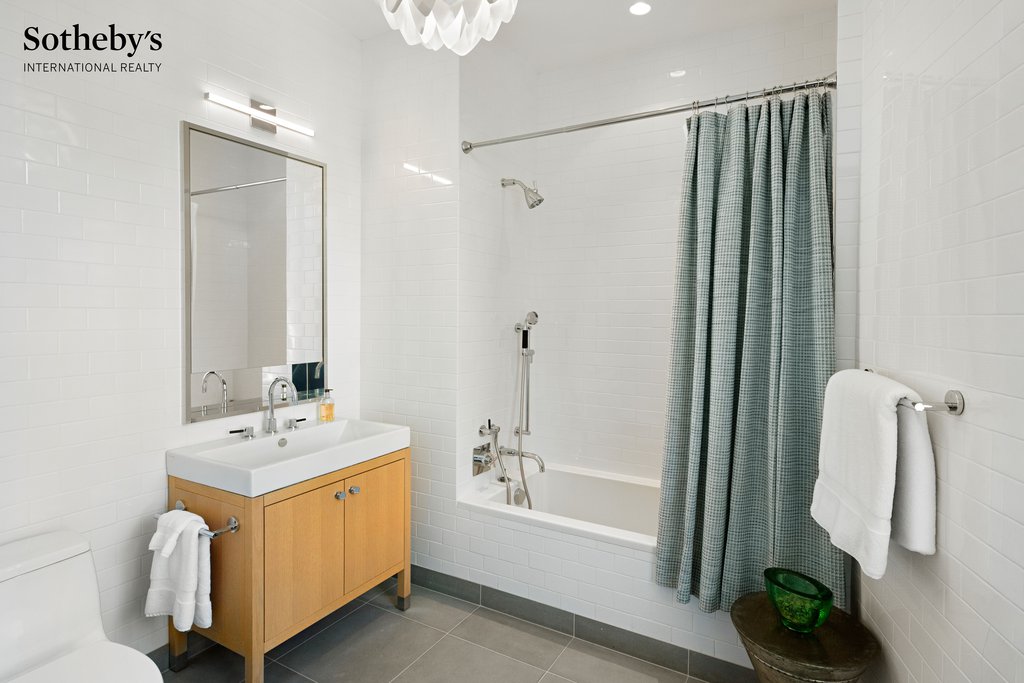 10 SULLIVAN Street, Unit 6A photo 17