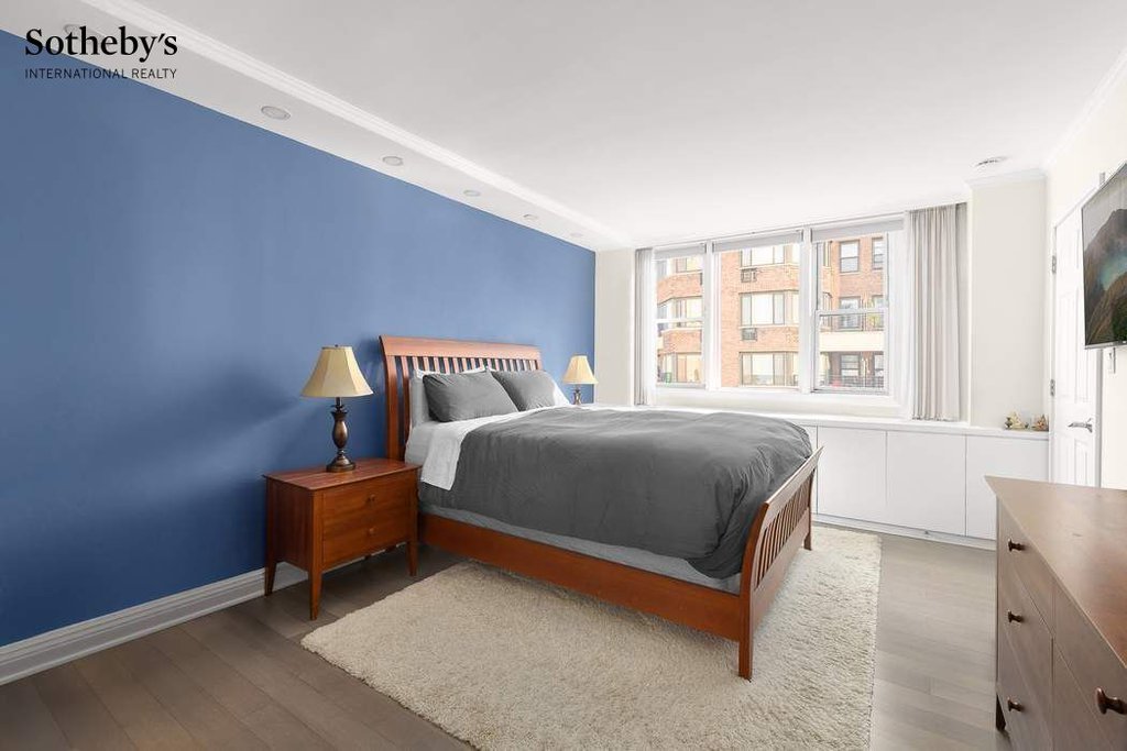 201 East 36th Street, Unit 16B photo 6