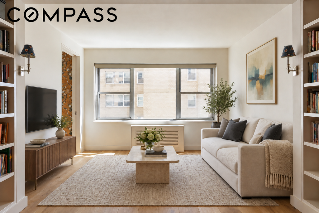 11 Fifth Avenue, Unit 10C photo 3
