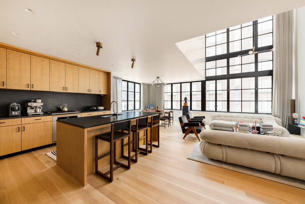 550 West 29th Street, Unit 7A photo 5