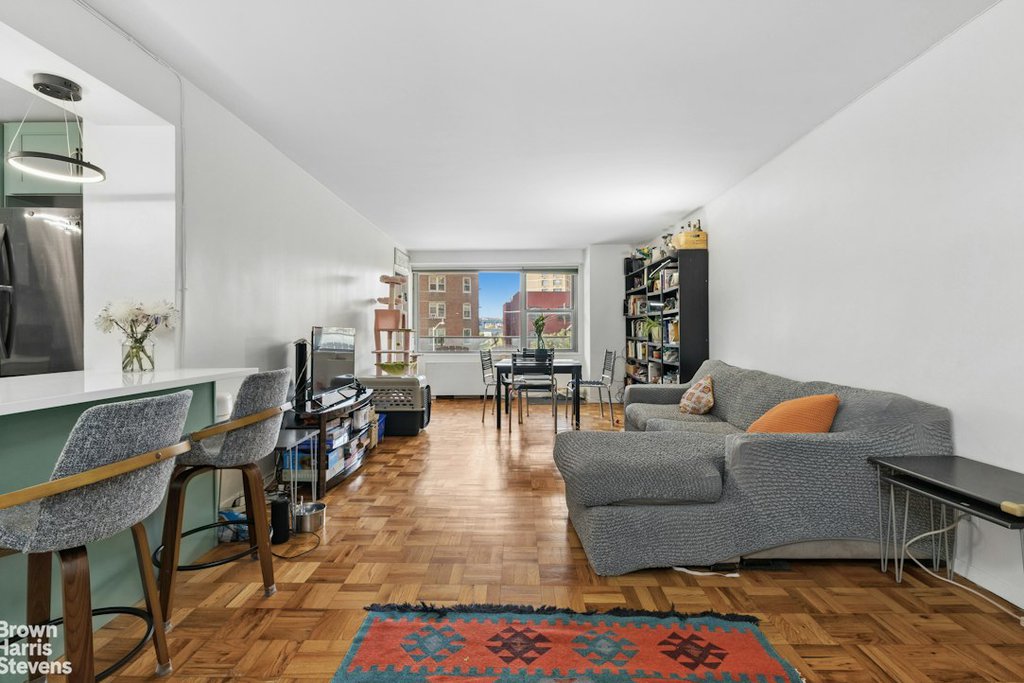 2500 Johnson avenue, Unit 4K photo 2