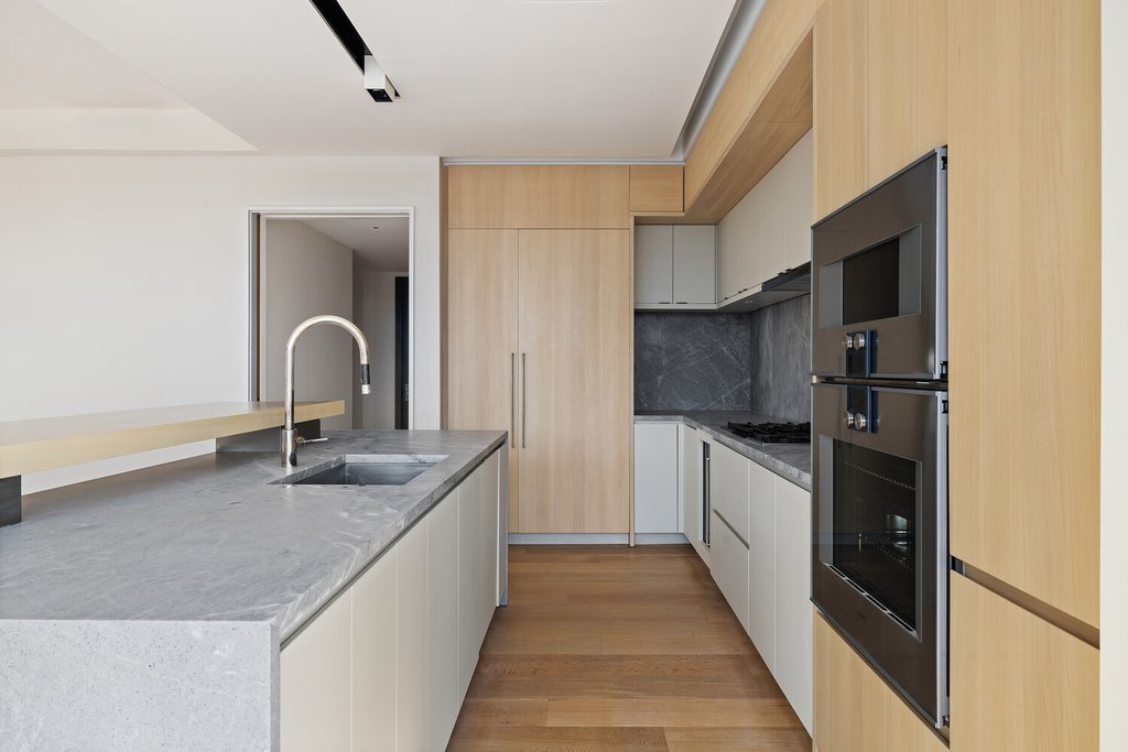 100 Vandam Street, Unit 10A photo 4