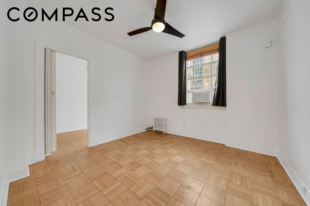 509 East 77th Street, Unit 5G photo 2