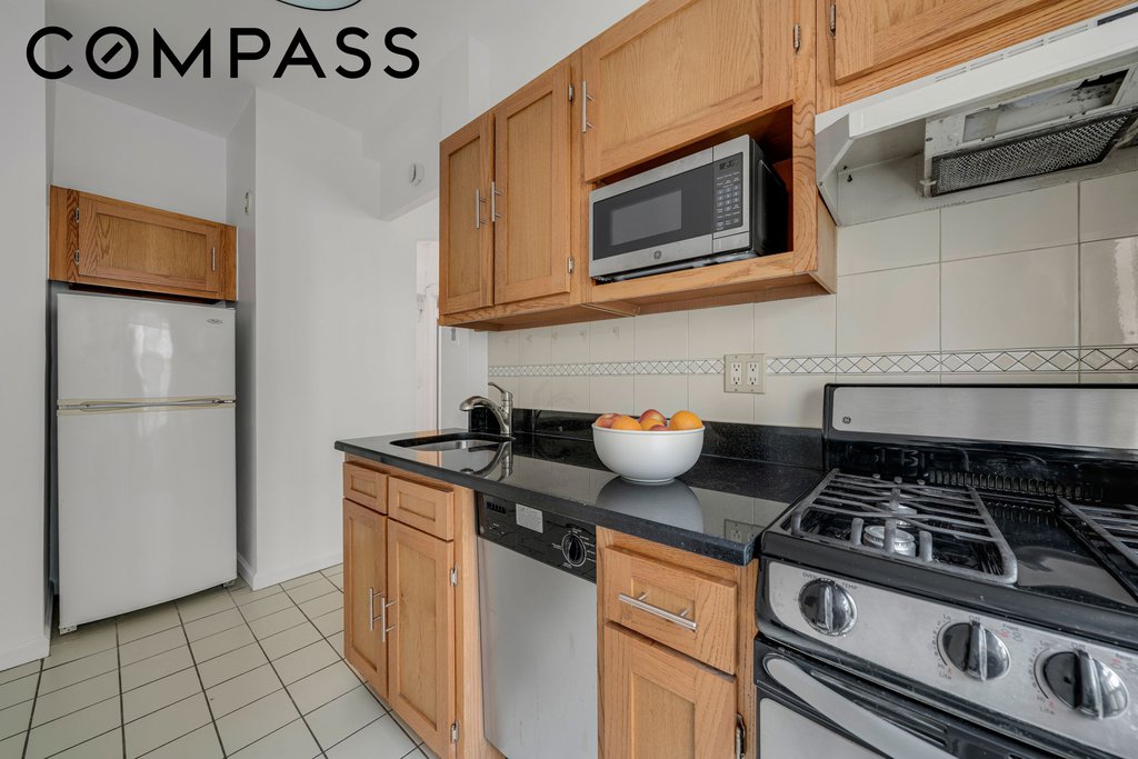 509 East 77th Street, Unit 5G photo 11