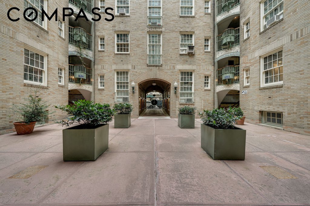 509 East 77th Street, Unit 5G photo 14