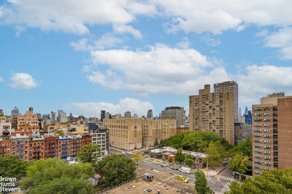 385 Grand Street, Unit L1108 photo 13