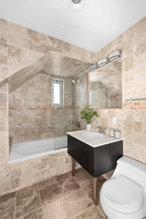 259 Ainslie Street, Unit 7 photo 7