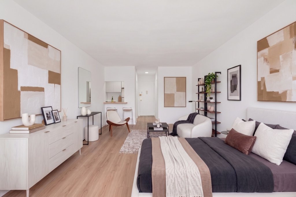 315 East 65th Street, Unit APT8K photo 2